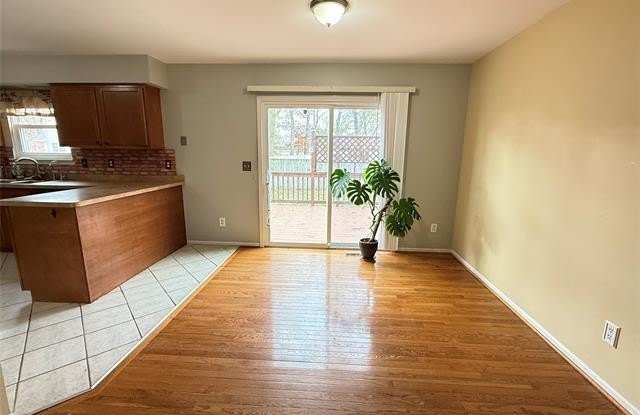 4030 Circle Boulevard