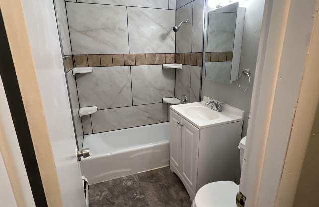 424 East Cedar Avenue