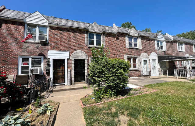 Newly Renovated 3-Bedroom Single Family Home in Darby! Available NOW!