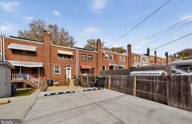 35 CRITTENDEN Street NE