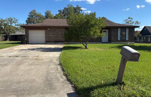 Photo of Freshly updated and ready for new tenants!