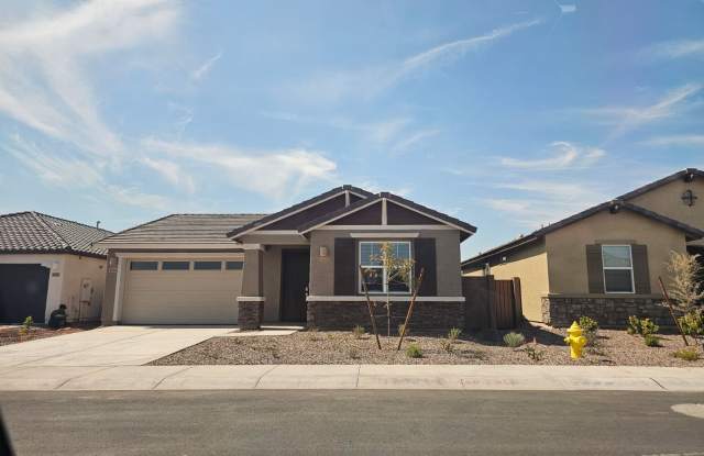 Photo of Newer Build 4-bedroom, 3 bath in San Tan Valley!