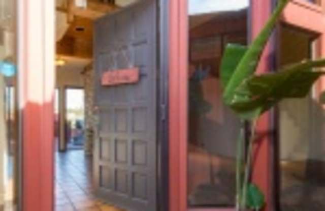 Photo of 7506 Earldom Ave