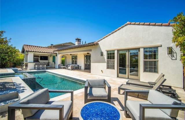 26600 Paseo Tranquila