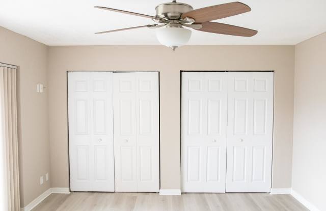 Photo of 70 Lake Arbor Dr