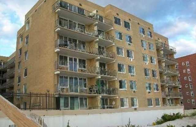650 Shore Road