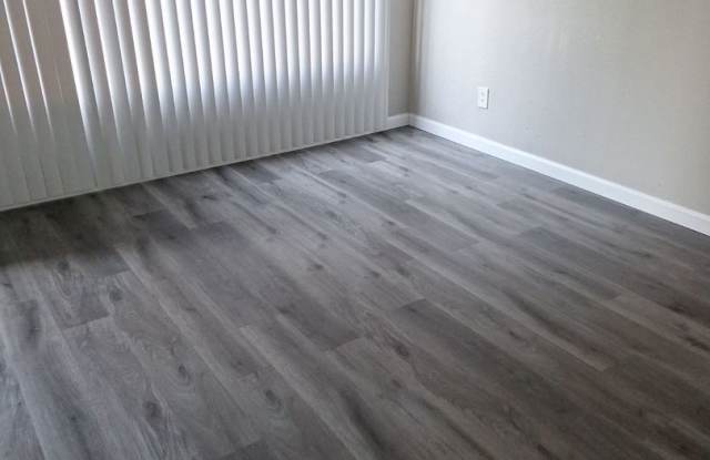 600-606 N. Locust Street