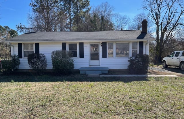 1204 W Holt St - 1204 West Holt Street, Alamance County, NC 27302