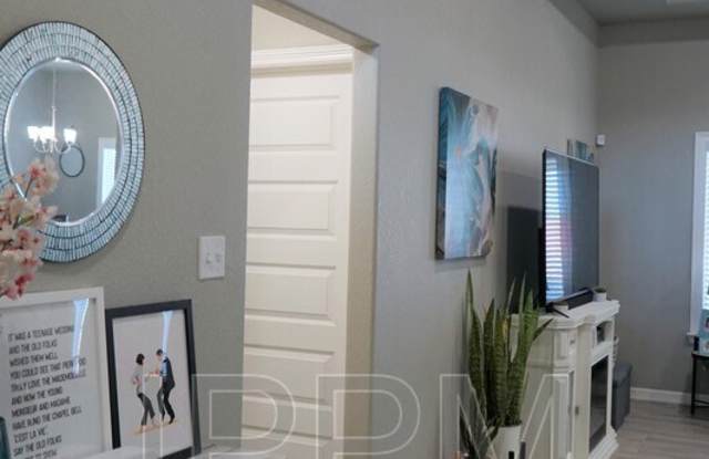 2234 S. Christian Cir