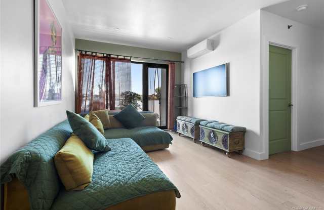 6298 Woodhaven Boulevard unit: 4I