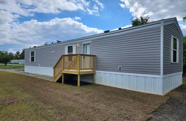 Brand new mobile home for rent in Midway Park, NC! - 139 Littleton Street, Piney Green, NC 28544