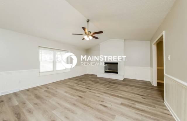 1815 Rivertrace Point