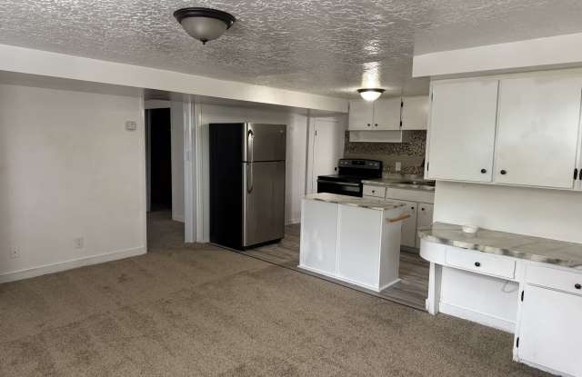 109 N Harrison Blvd - B