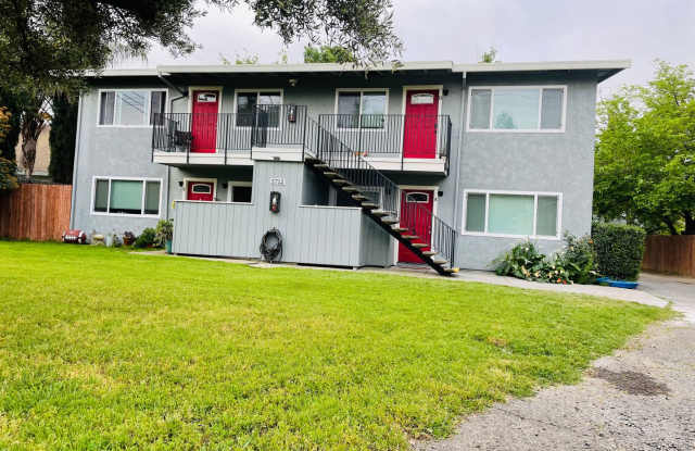 Photo of 5712 Kenneth Ave #B - Carmichael 95608