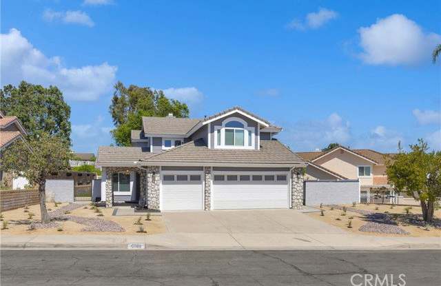 5700 Scotch Pine Ridge