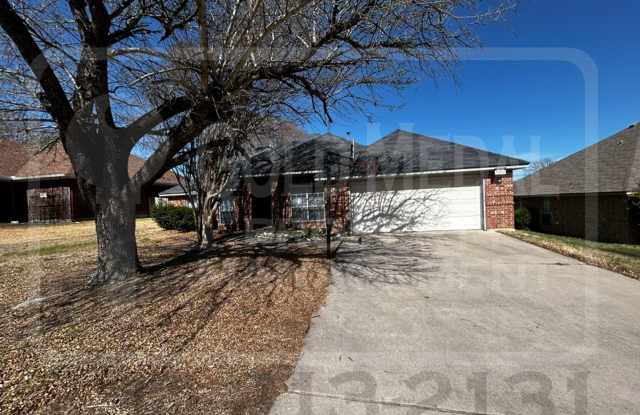 Love Where You Live in Spacious Style - 1805 Diana Ln. Harker Heights, TX 76548