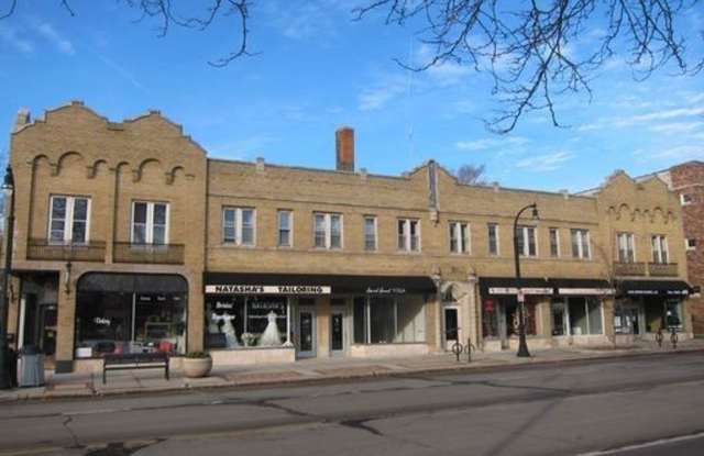 Available June 2026 Gorgeous Studio Beautiful Remodeled Apartment