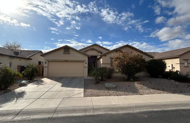 Fantastic 3 bedroom + den, 2 bathroom home with pool !! - 17945 West Maui Lane, Surprise, AZ 85388