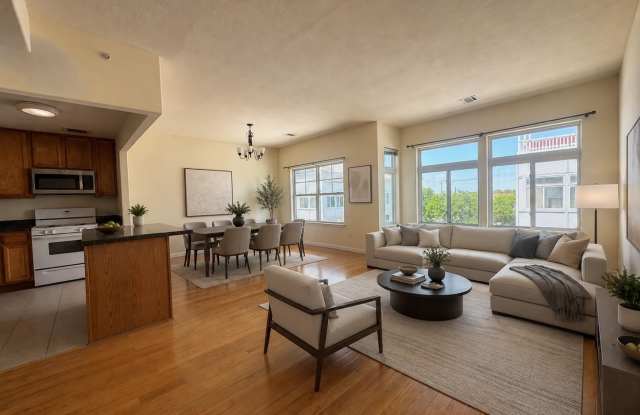 7708 Aquatic Drive