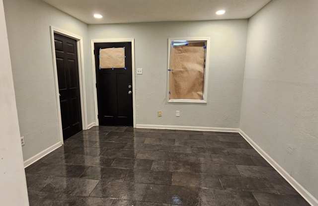 843 Baltimore Street