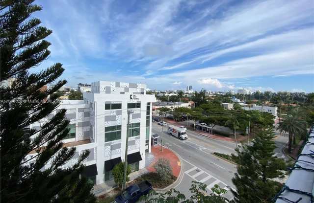 Photo of 1200 14th St