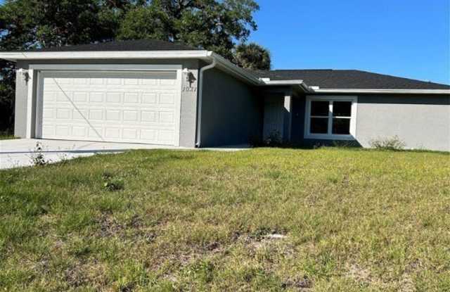 Photo of 1031 S Bronze Court