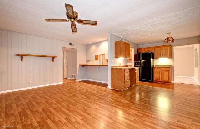 Photo of 3820 River Oaks Ln