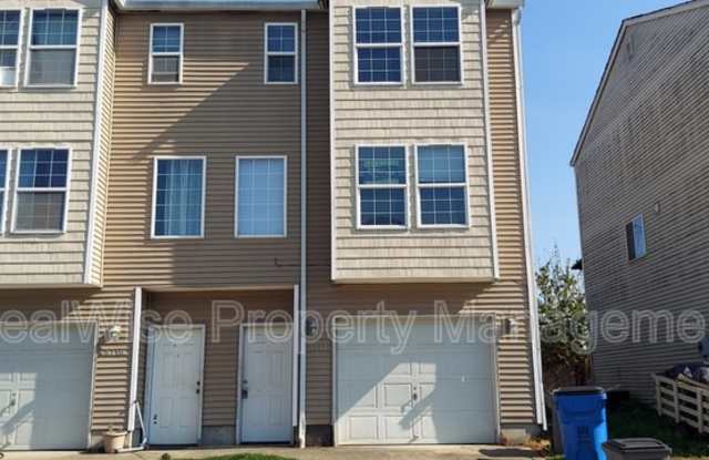 5707 NE 135th Ave