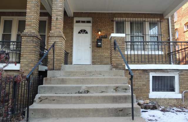 1465 GIRARD Street NW