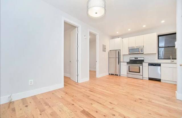 2092 Amsterdam Ave