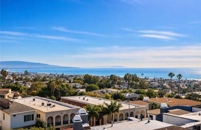 653 Manhattan Beach Boulevard