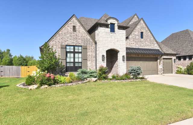 12516 South 102nd East Avenue