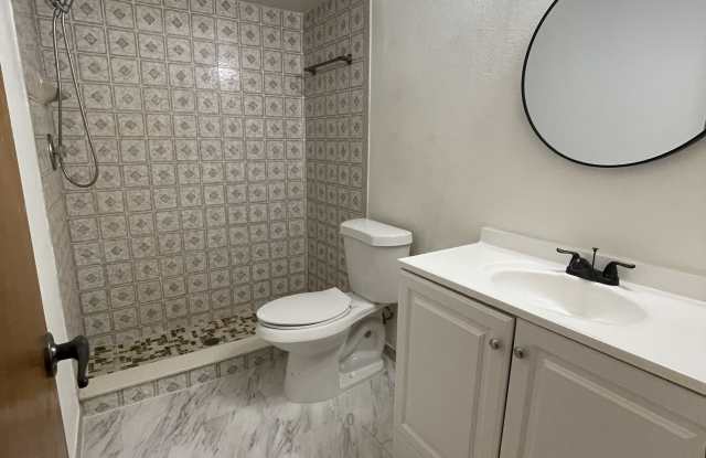 428 Granda Blvd. - A