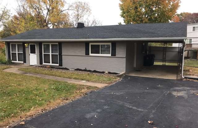 18 Country Squire Court