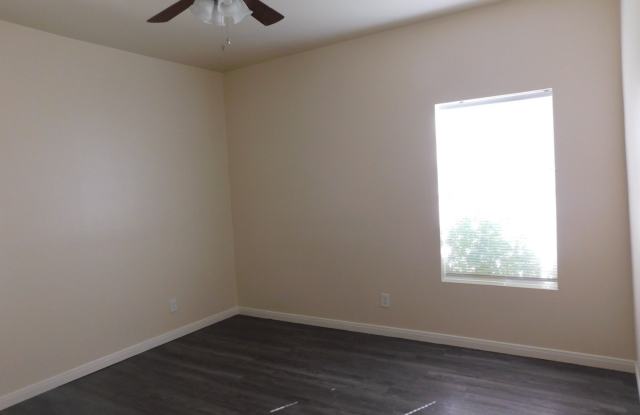 503 E MITCHELL unit: 101