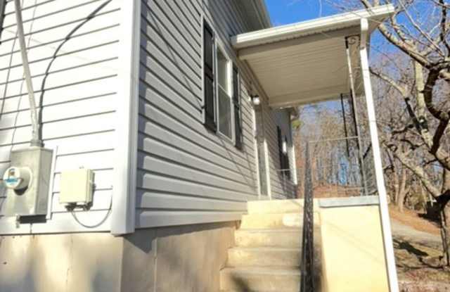 3035 Trent Road SE