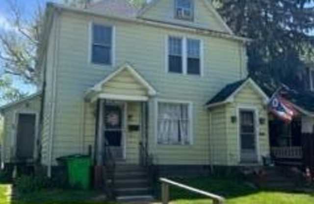 174 W Cambridge St