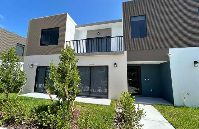 Photo of 14560 SW 261st Ter