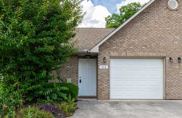 906 Mercer Drive - 1