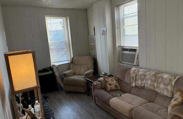 203 Randolph Ave