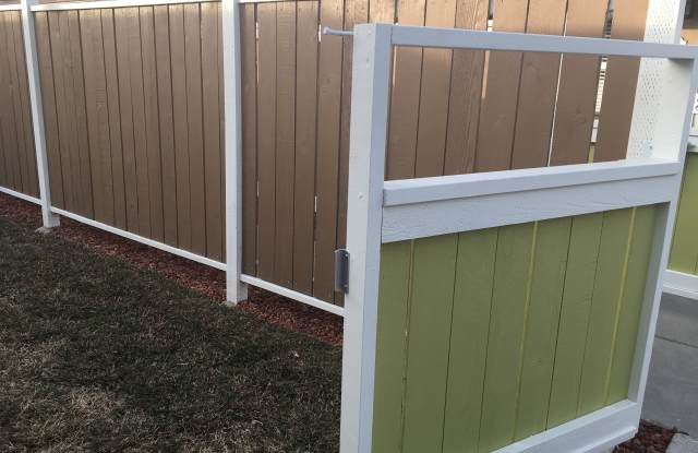 211 S Monte Vista St