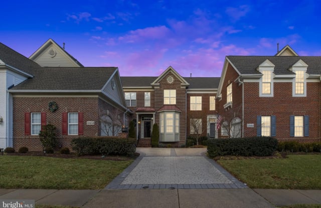 18460 LANIER ISLAND SQUARE - 18460 Lanier Island Square, Loudoun County, VA 20176