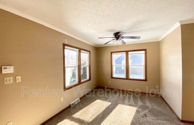 Photo of 3330 52nd Street