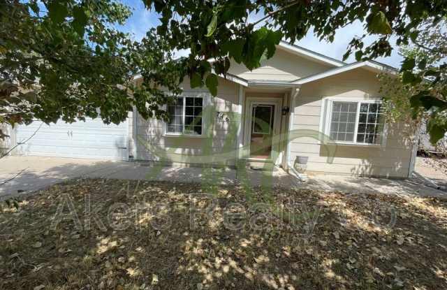 746 S Legend Ln