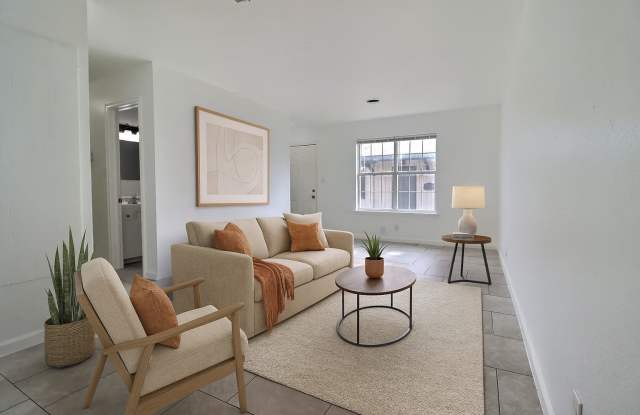 Photo of 6120 S Madison Pl