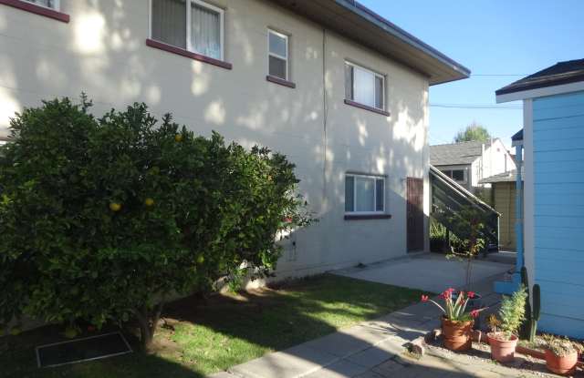 Photo of 321 N 8th St