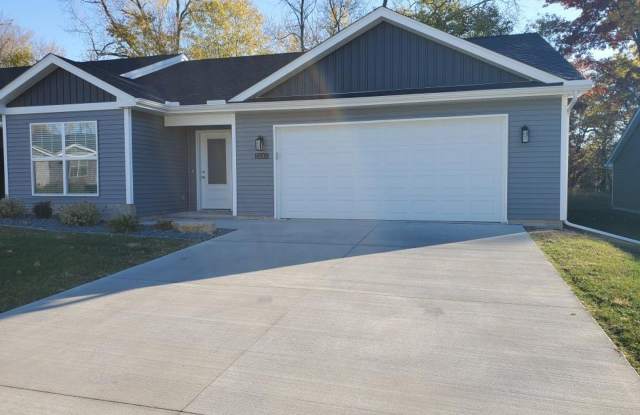 Photo of BRAND NEW CONSTRUCTION: 3 Bedroom 2 Full Bath Single Story in East Moline