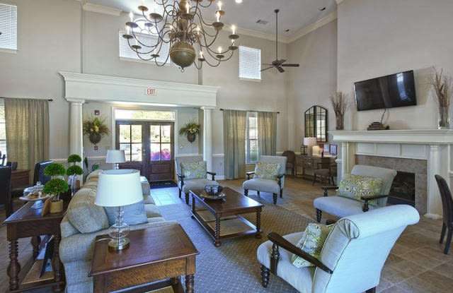 4744 W. E. Ross Parkway Unit E11