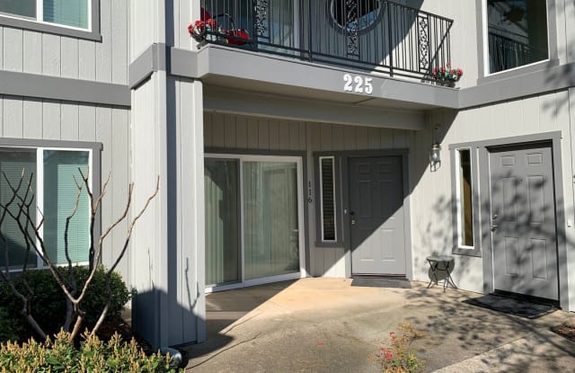 225 Ridgetop unit 116 - 225 Ridgetop Dr, Redding, CA 96003