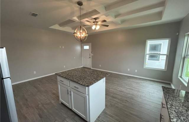 1805 Stauffer Street